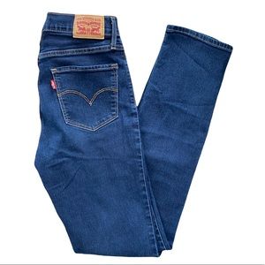 Levi’s 724 High Rise Straight Jeans Size 27